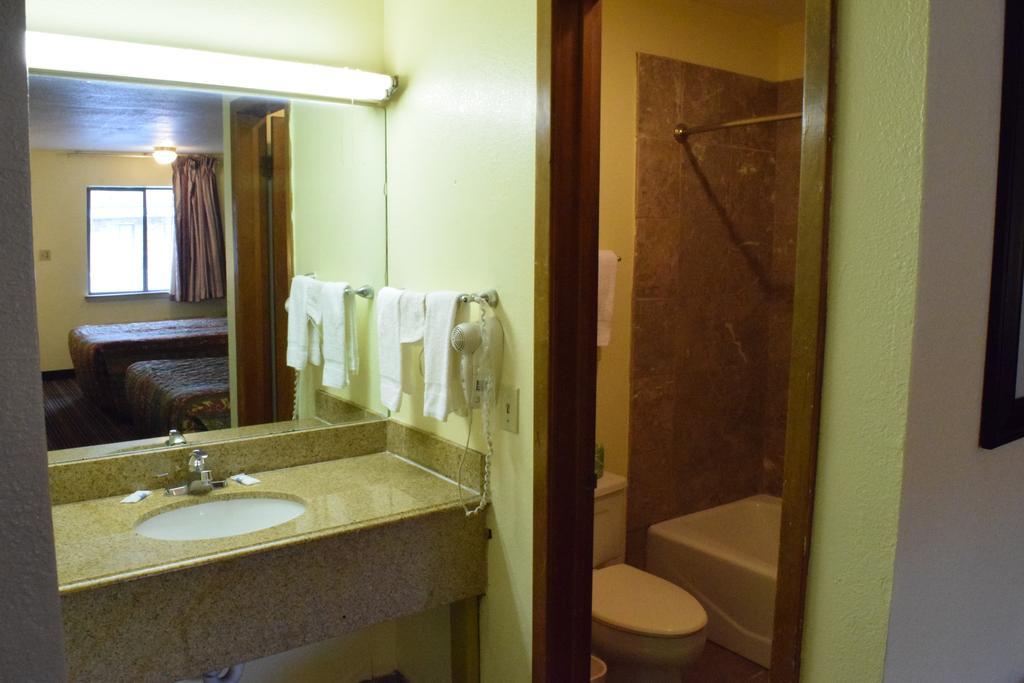 Executive Inn Odessa Chambre photo
