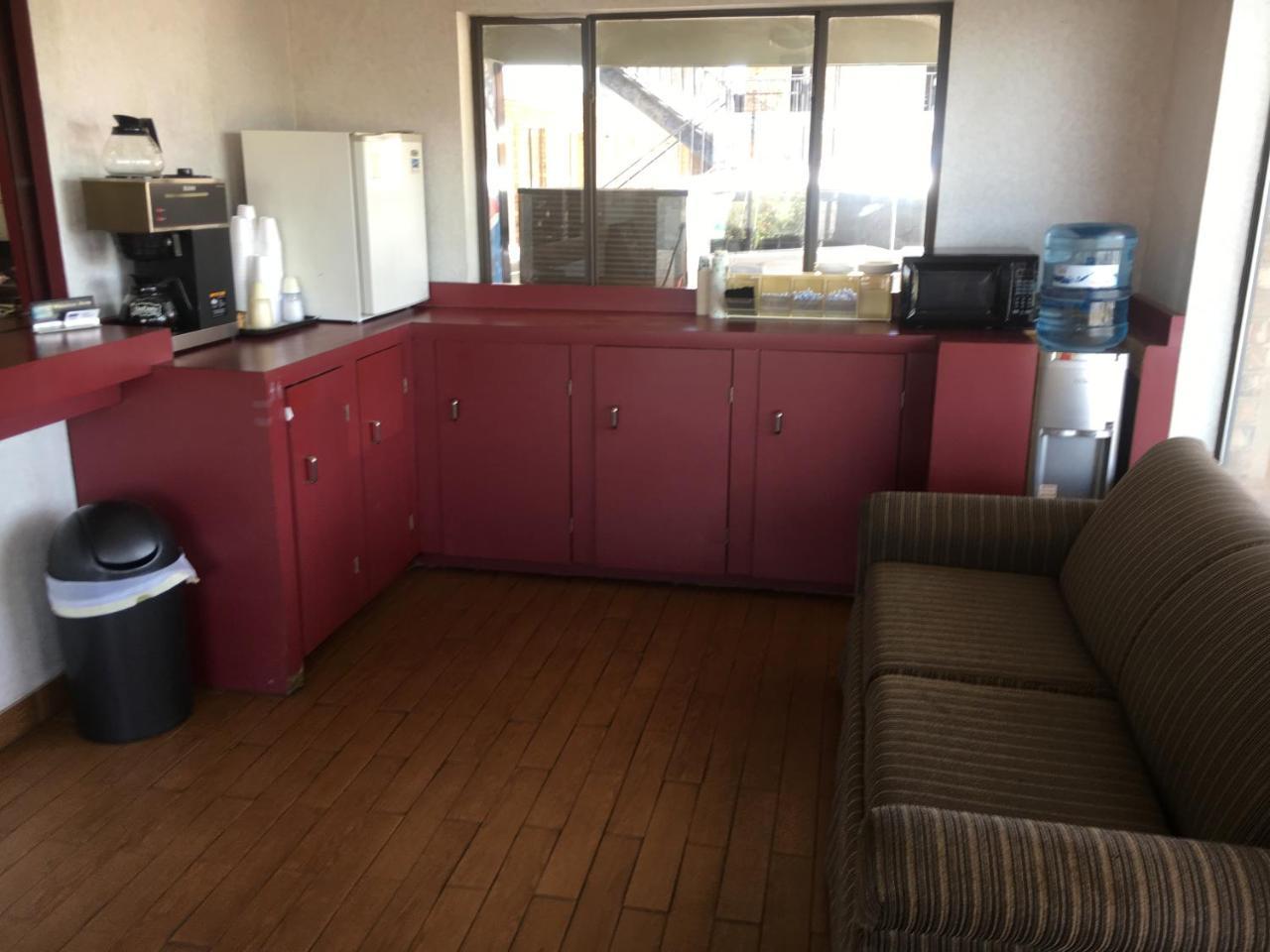 Executive Inn Odessa Extérieur photo